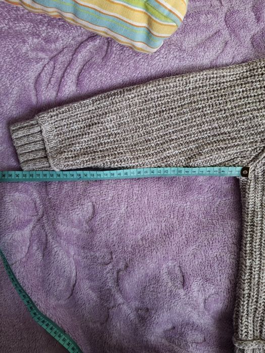 Sweter  chłopięcy 122-128