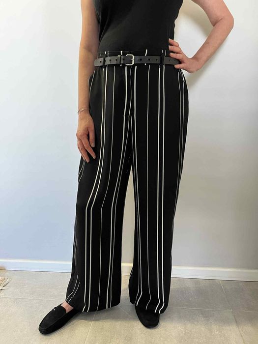 Spodnie lekkie w paski