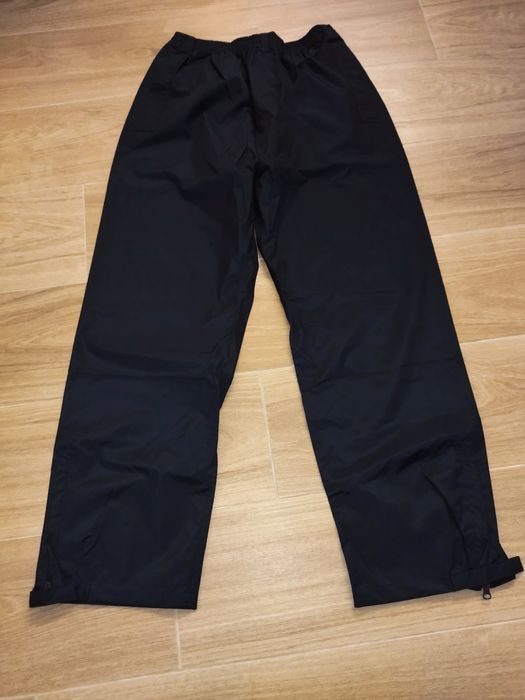 Calça impermeável