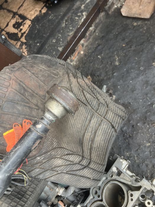 52123612AE Chrysler Вал карданный задний, в сборе jeep cherokee kl 2.4