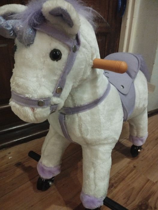 Sprzedam jednorozca na kolkach