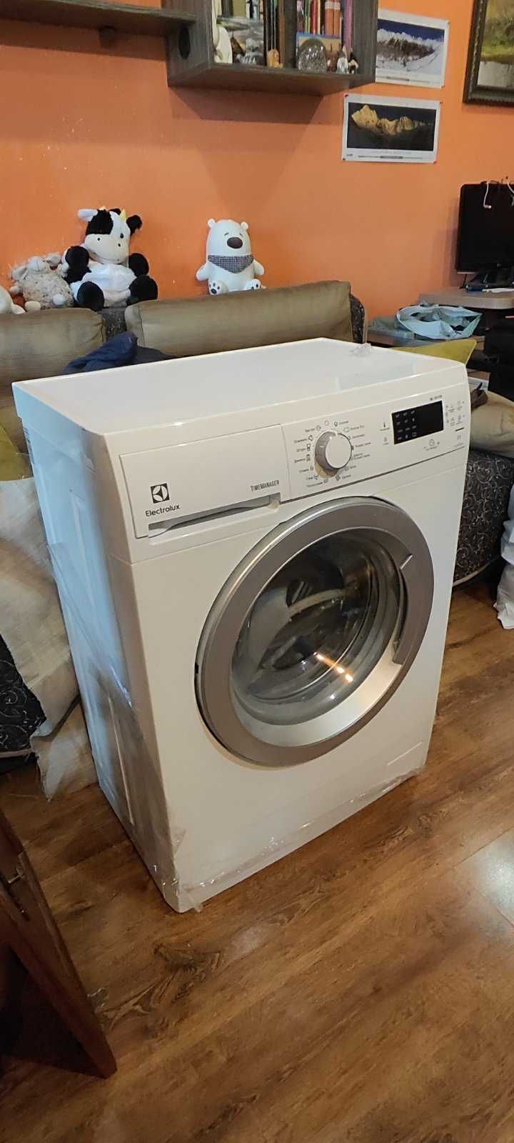 Пральна машина ELECTROLUX EWS 1254 SDU