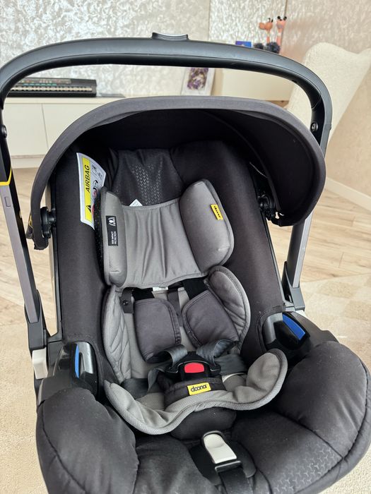 Автокрісло doona