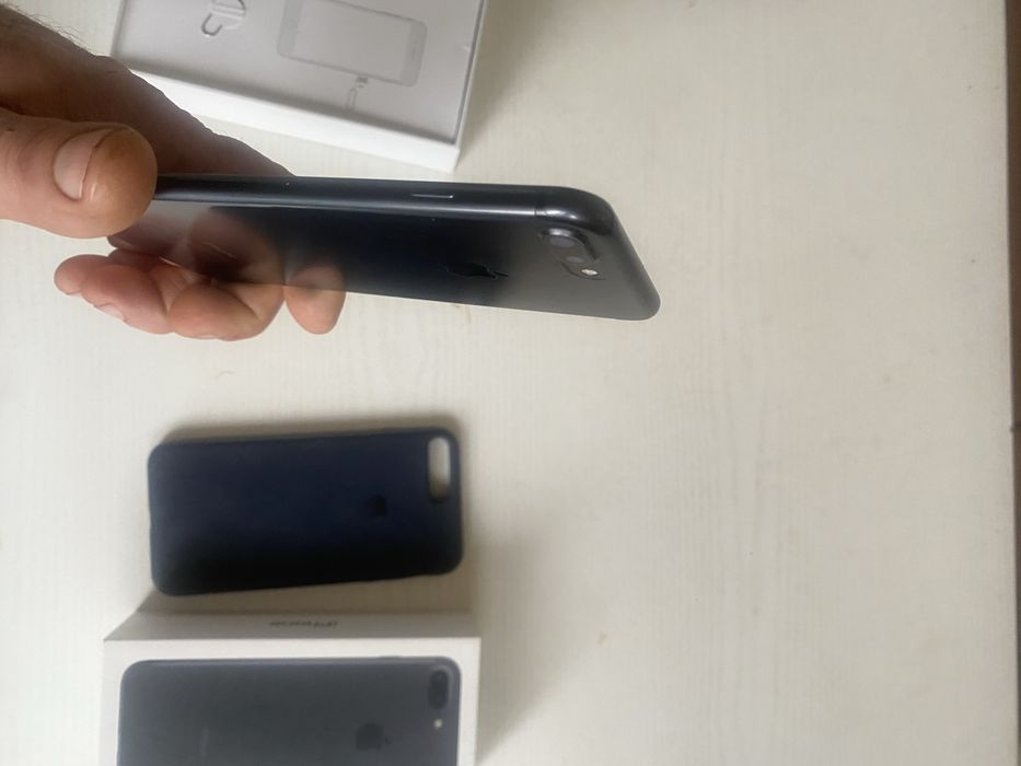 Iphone 7+ в отличном состоянии