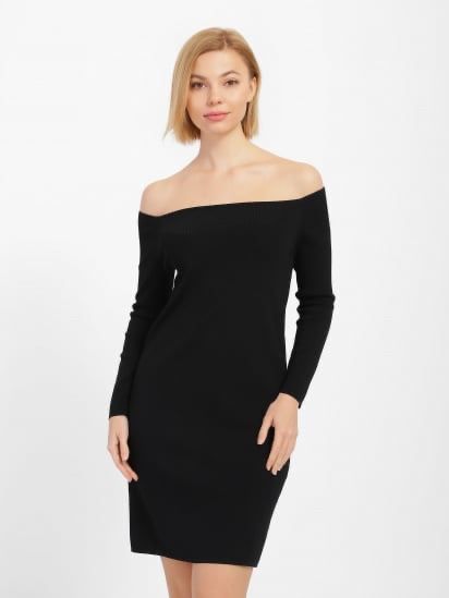 Чорна трикотажна сукня з оголеними плечима м