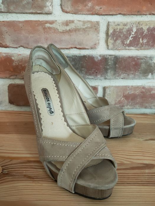 Czółenka szpilki peep toe skórzane nude rozm 36