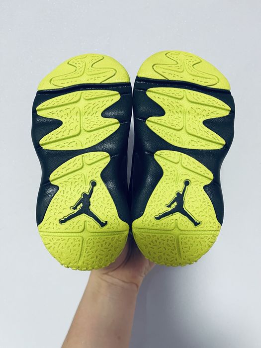 Чоботи Air Jordan Drip 26р