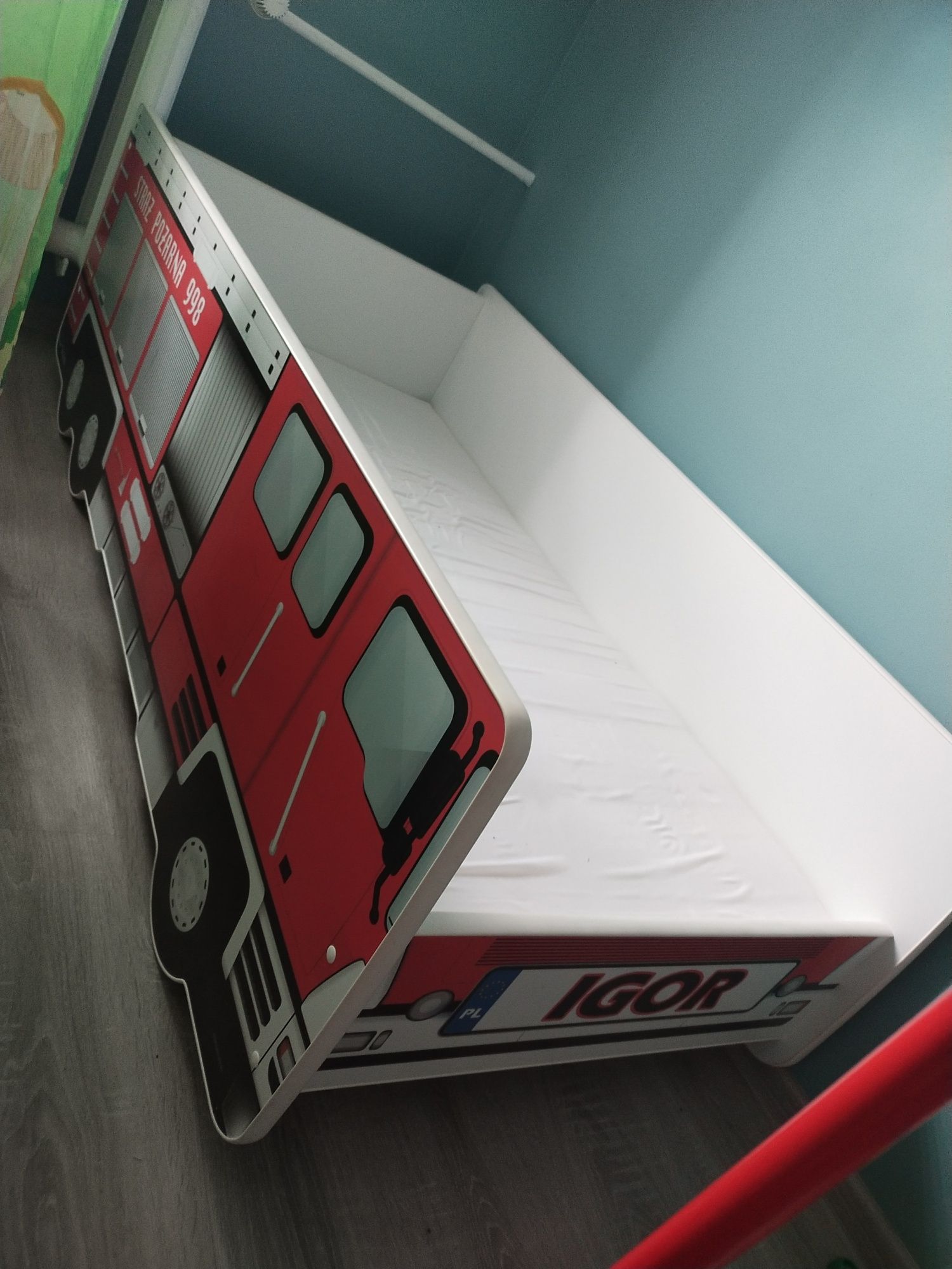 Łóżko chłopięce wóz strażacki 140x70 plus materac