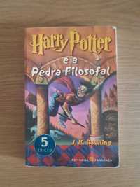 Livro Harry Potter e a Pedra Filosofal (J.K.ROWLING)