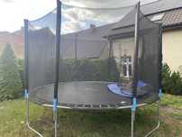 Duża trampolina, stan bardzo dobry