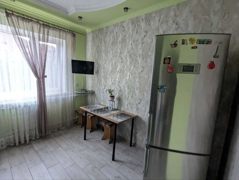 Оренда 2х кім частину будинку Гідропарк (Біля магазину озерянка)