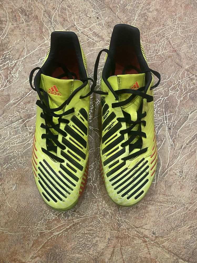 Бутсы Adidas predator