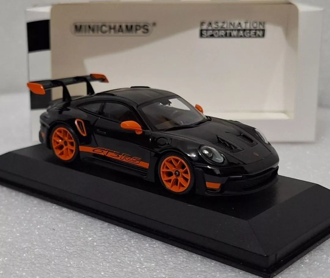 Minichamps 1:43 porsche 911 (992) GT3 RS ano 2023