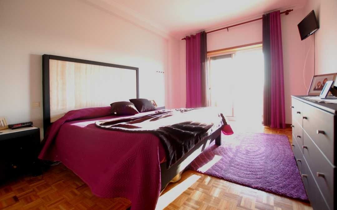 Apartamento 3 quartos 138m2 com 2 varandas em Ferreiros - Amares