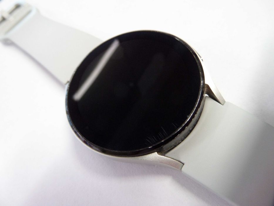 Smartwatch Samsung Galaxy Watch 4 (R870) srebrny