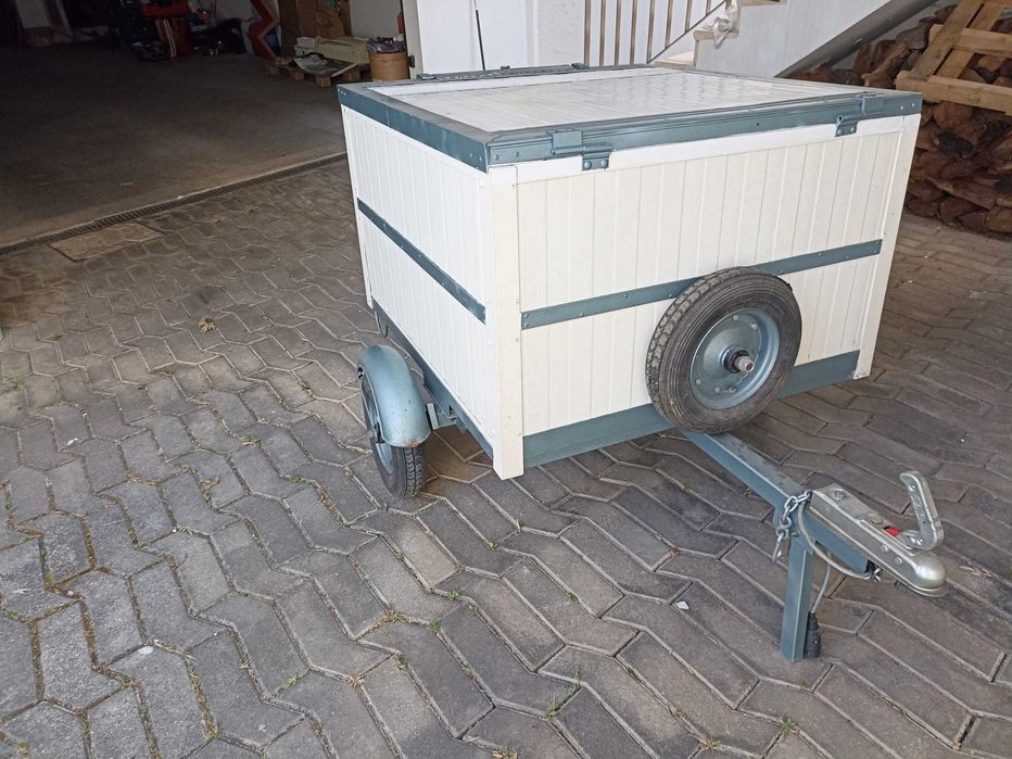 Atrelado para animais ou mercadorias