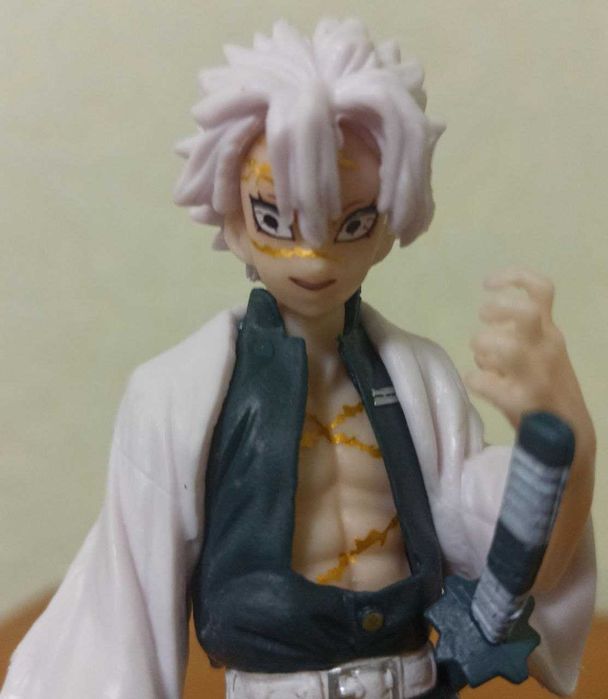 Фигурка Шинадзугава "Клинок рассекающий демонов" / Demon Slayer Figure