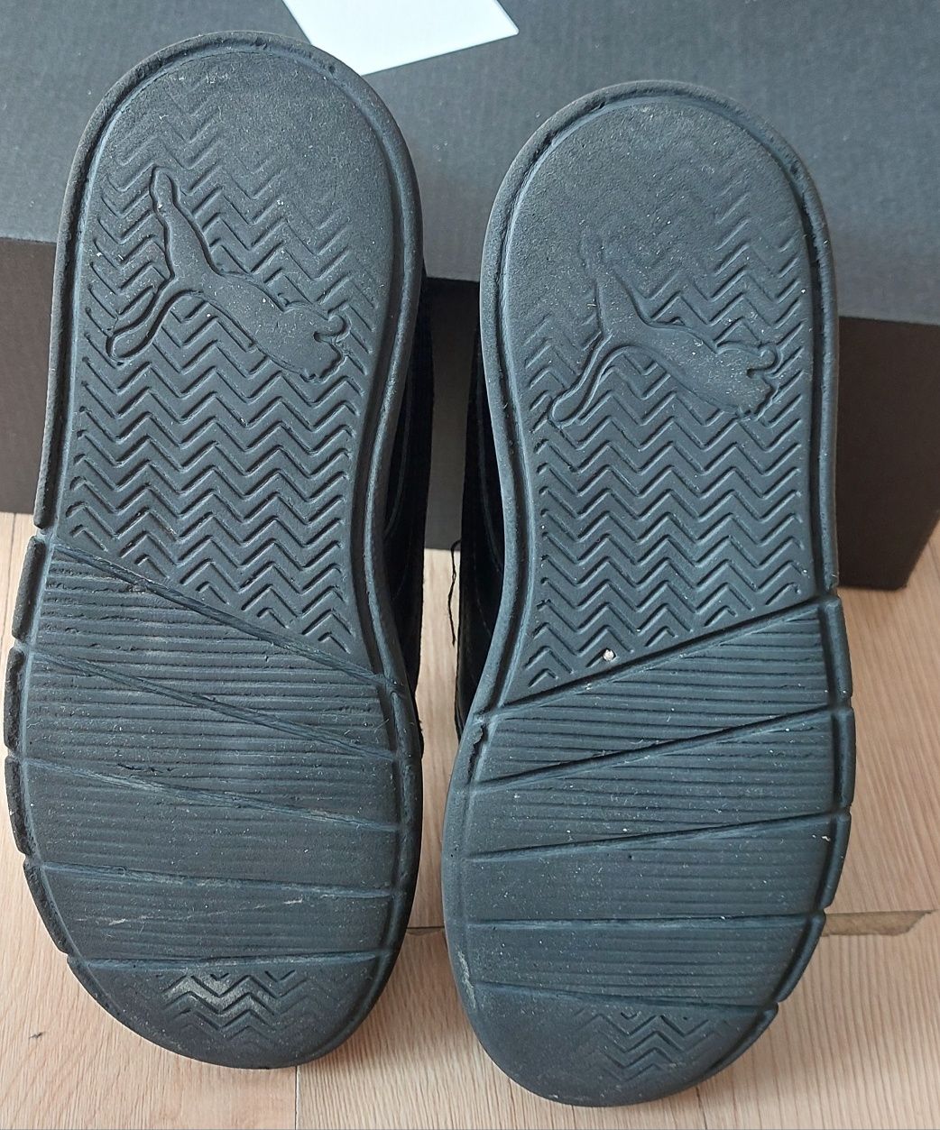 Buty sportowe Sneakersy niskie roz 34 Puma czarne na rzepy