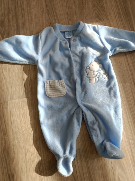 Pajacyk śpiochy kombinezon 62/68