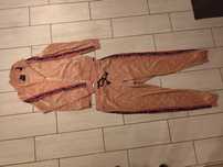 Welurowy dres Guess