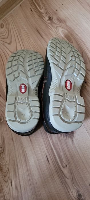 Nowe buty robocze r. 42