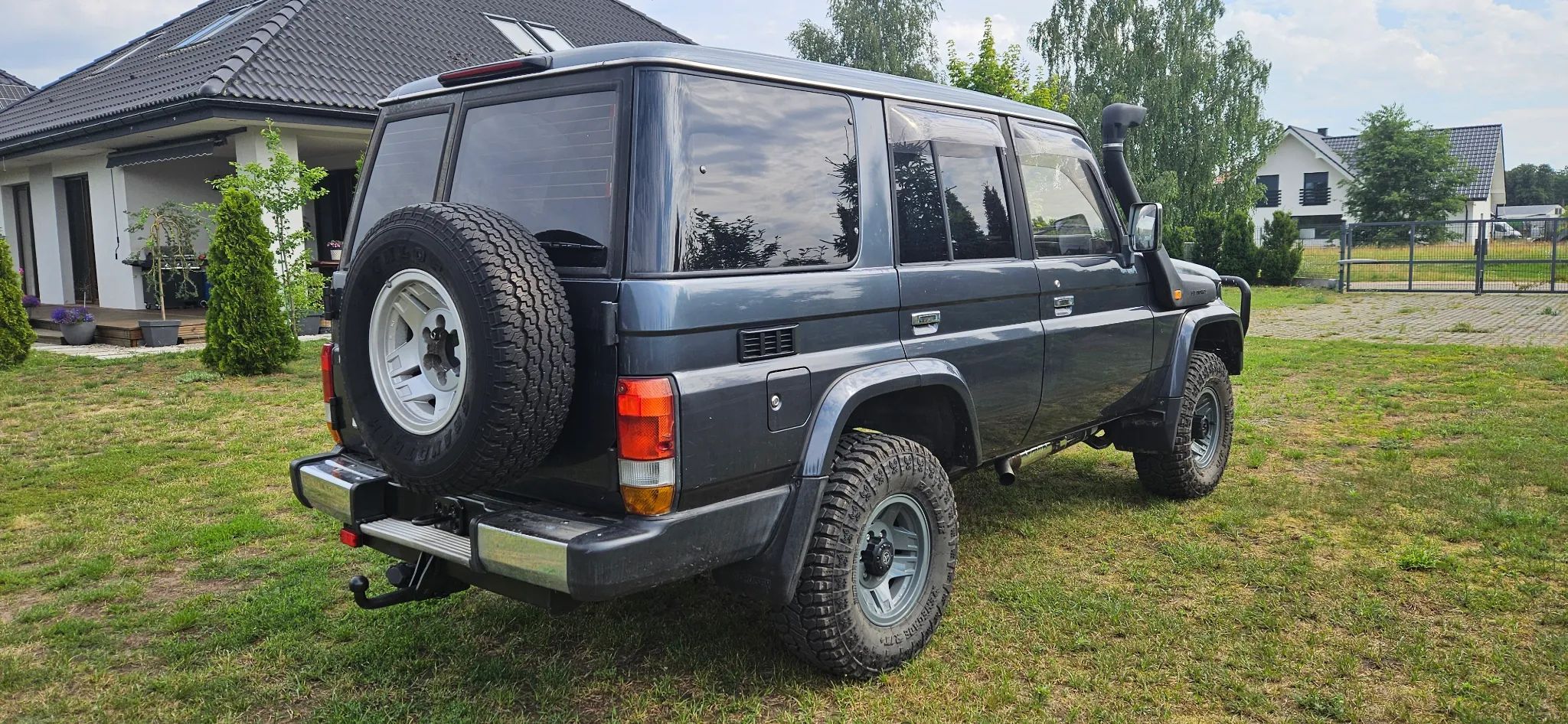 Toyota Land Cruiser KZJ77 unikat