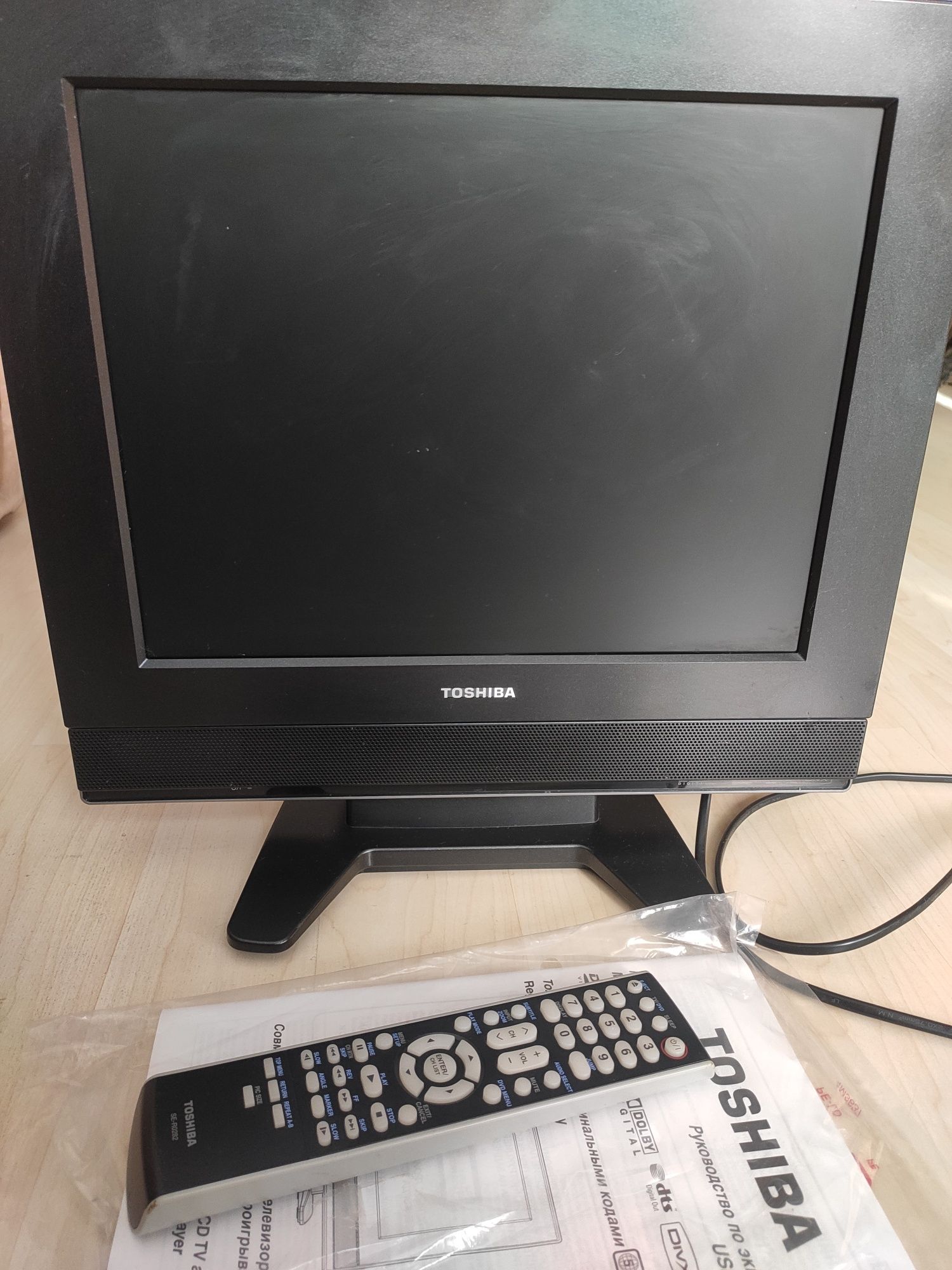 LCD телевизор Toshiba 15SLDT1 COMBO.