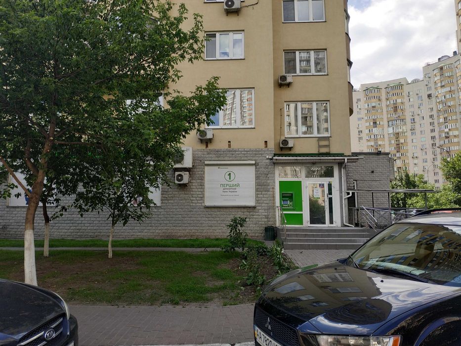 19 та 6 м2 оренда площ вільного призначення 1-й Урлівська/Позняки