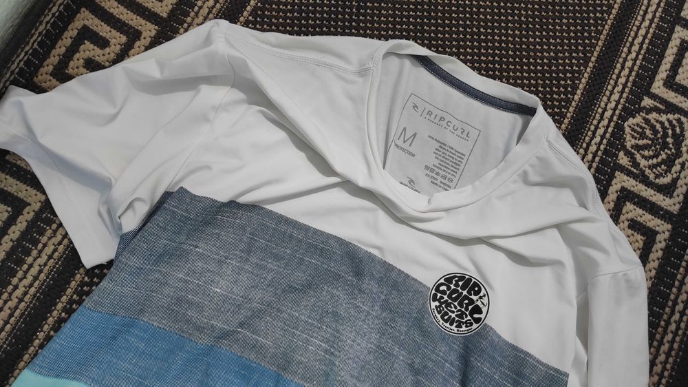 Футболка чоловіча Rip Curl

розмір:  M