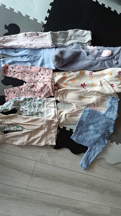 Zestaw ubranek dla dziewczynki 68-74