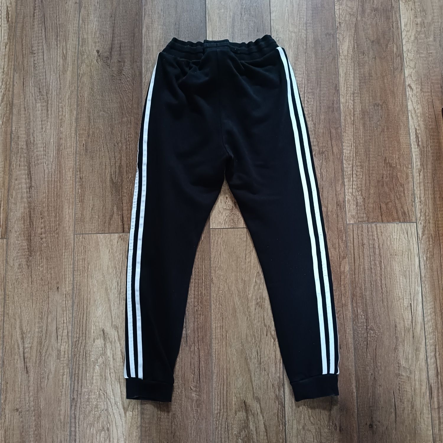 Spodnie dresowe Adidas