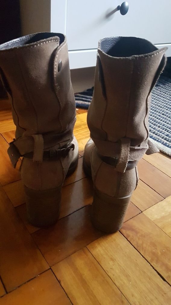 Botas camurça camel