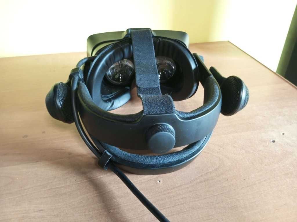 Valve index headset