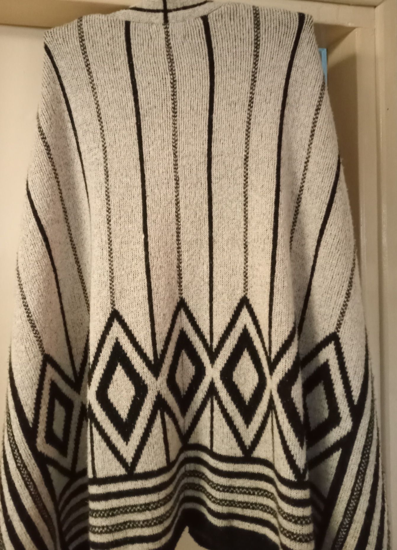 Ponczo z wełną L/Xl
