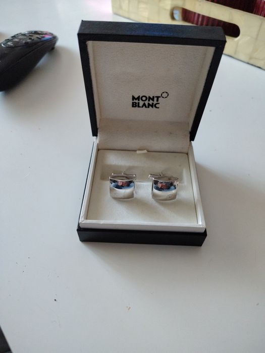 Botões de punho mont blanc em prata