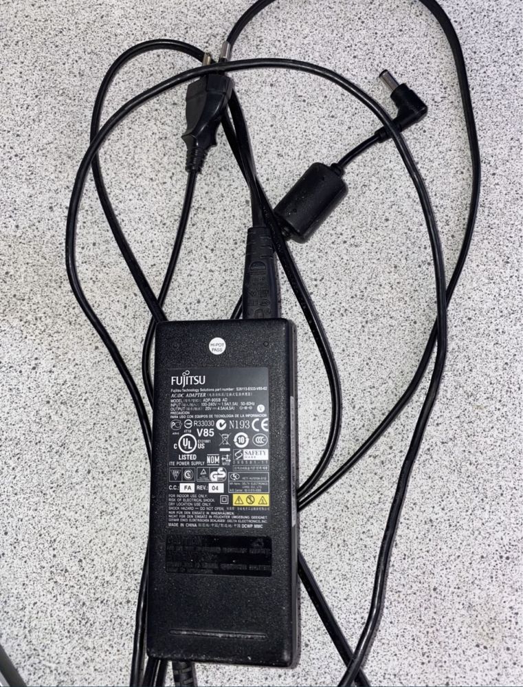 Ноутбук Fujitsu esprimo mobile v6555 (требует ремонта)