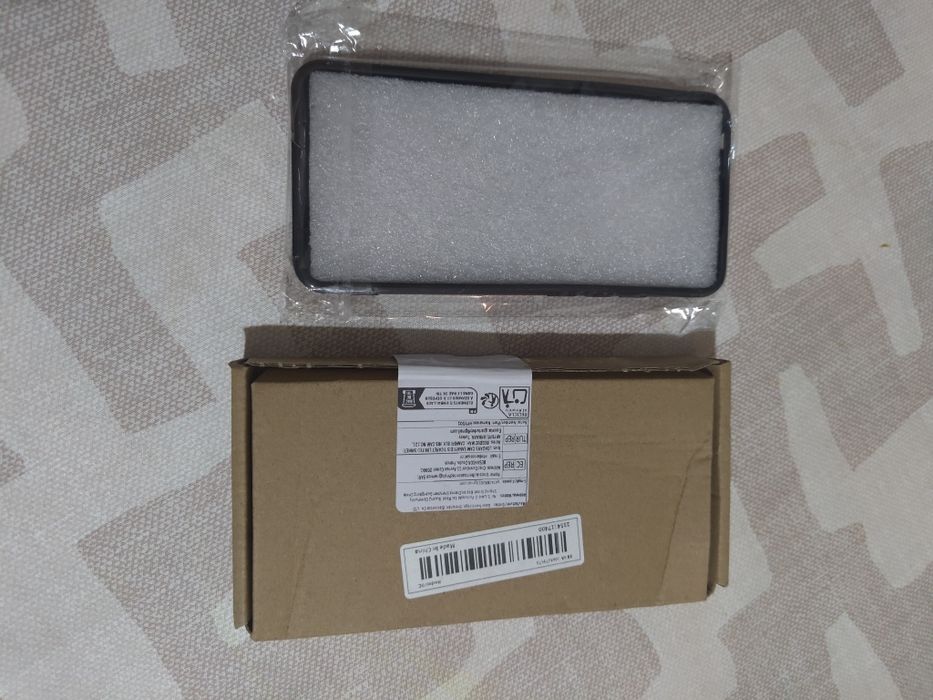 Redmi 9C: Etui pancerne camshield ze stojakiem, uchwytem + szkło