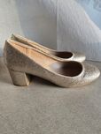 Buty na obcasie czółenka słupek 37 Dorothy Perkins złote brokat wesele