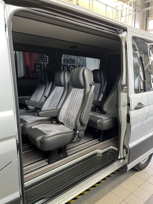 Wynajem Busa osobowy 8os duży