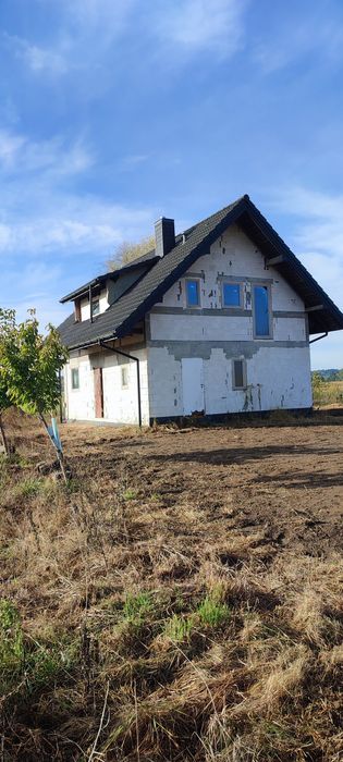 Sprzedam dom w stanie surowym zamkniętym