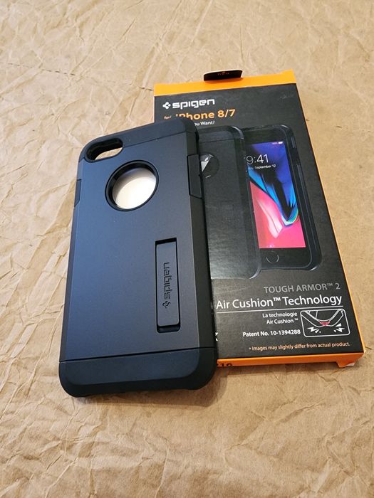 Apple iPhone 7 або 8 чохол Spigen Tough Armor
Чохол Spir
