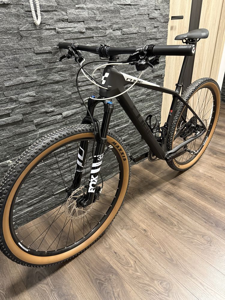 Cube reaction c62 rozmiar L xt fox 32 performance