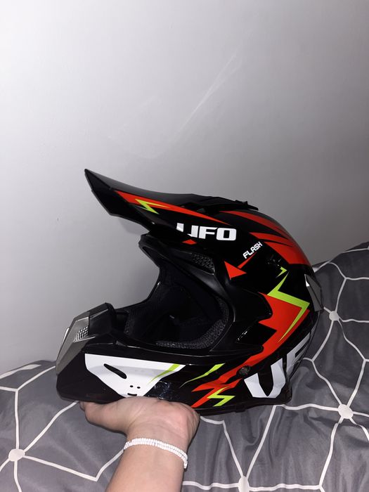 Kask XTR ufo! Rozmiar L bez wypadkowy