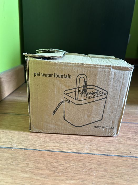 Fonte de agua para gatos