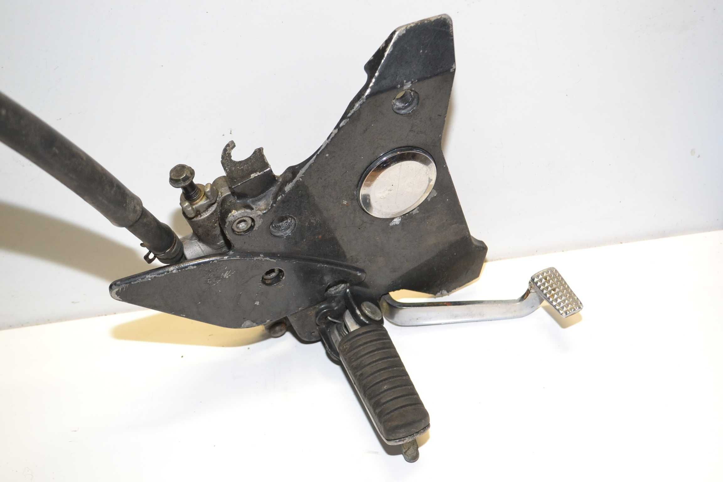 Kawasaki zr7 zr 7 set prawy pompa podnóżek kierowcy