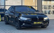 BMW 320 I 2014 року