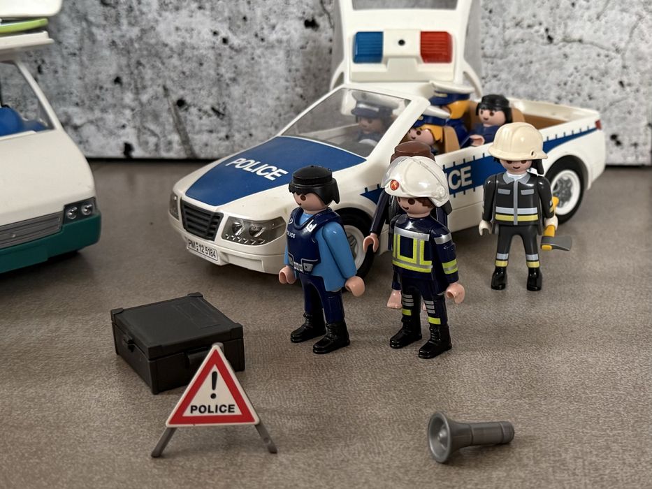 Playmobile kamper + policja