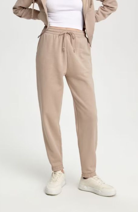 Жіночі спортивні штани з утеплювачем