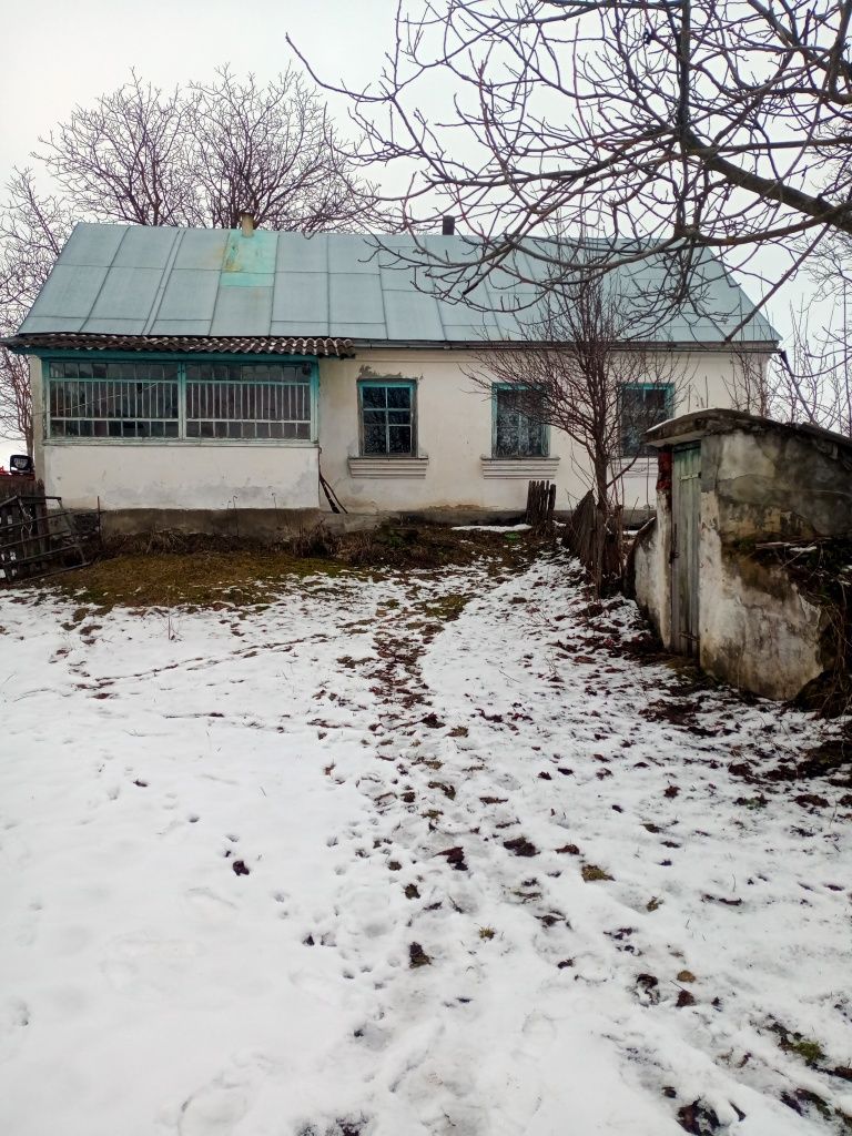 Продається будинок 7 км від Почаєва..
