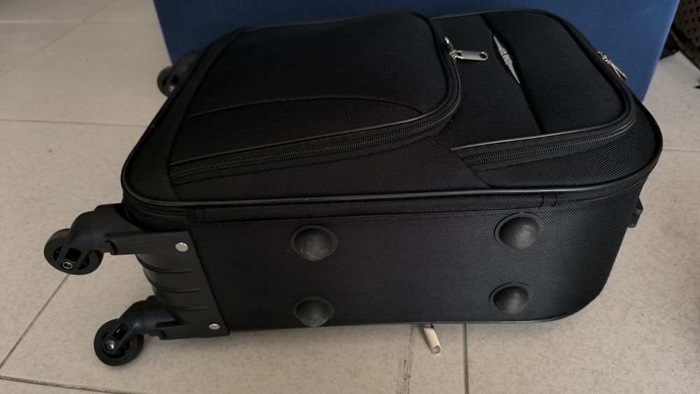 Bagagem de viagem de cabine